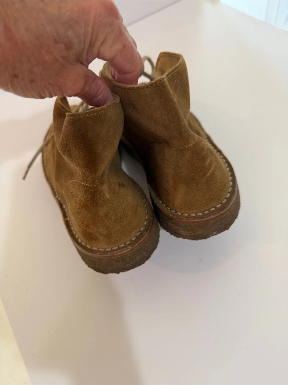 Todd Snyder Cognac Suede Chukka Boots Sz 8.  Tub8. New/Flawed